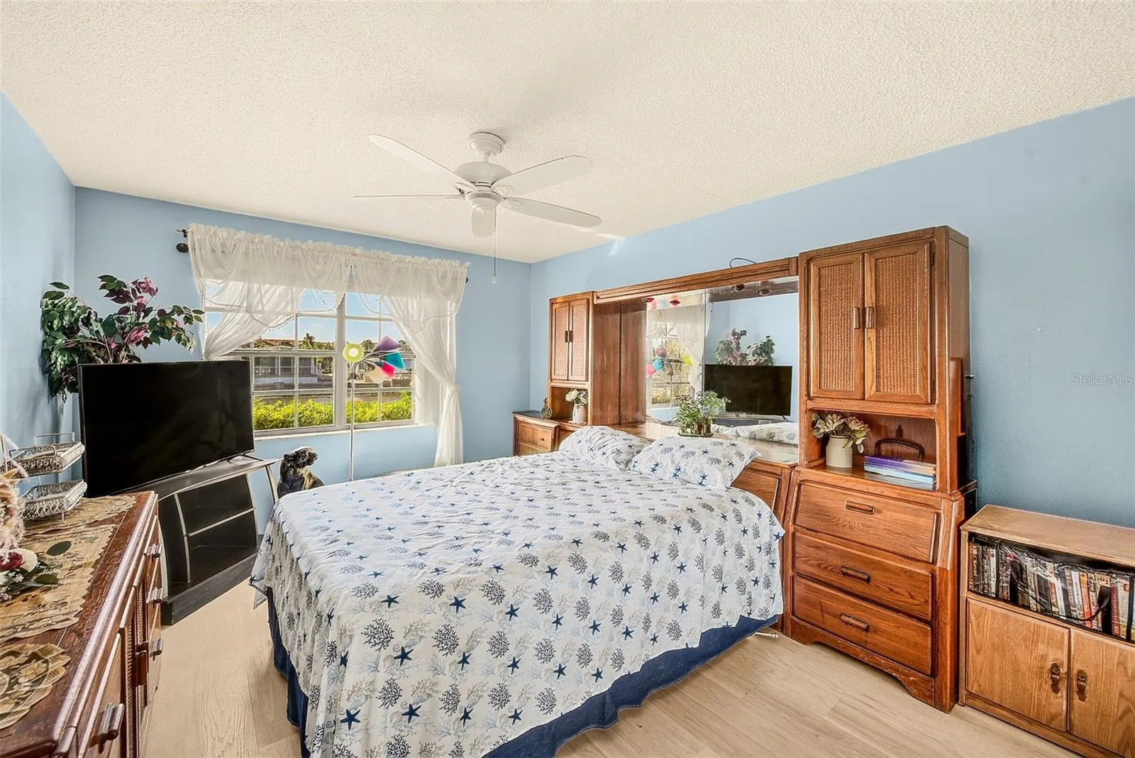 View of 2nd bedroom