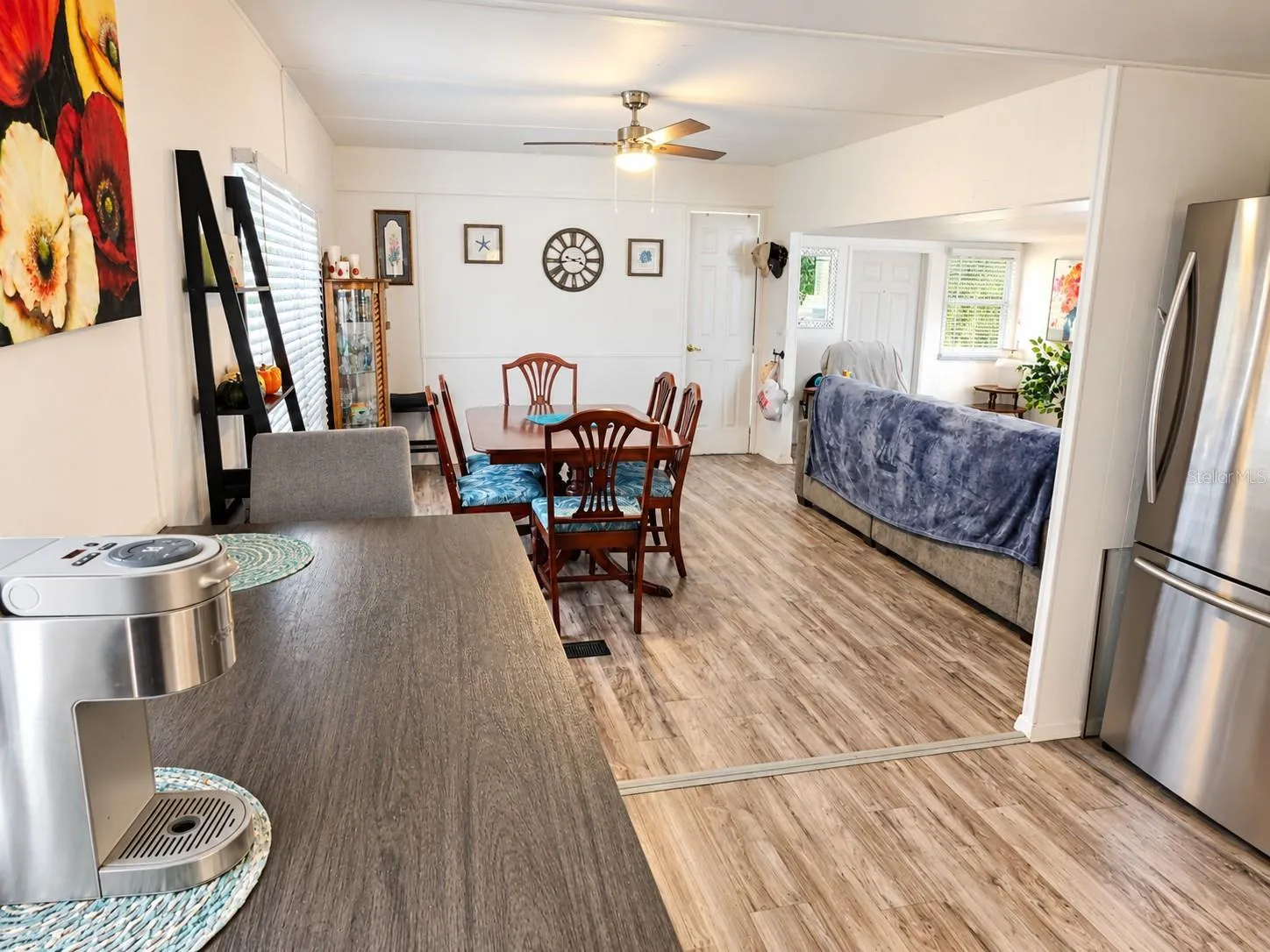 Laiminate flooring.
