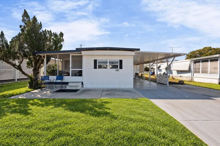 Welcome to Betmar 55+ Golf community.