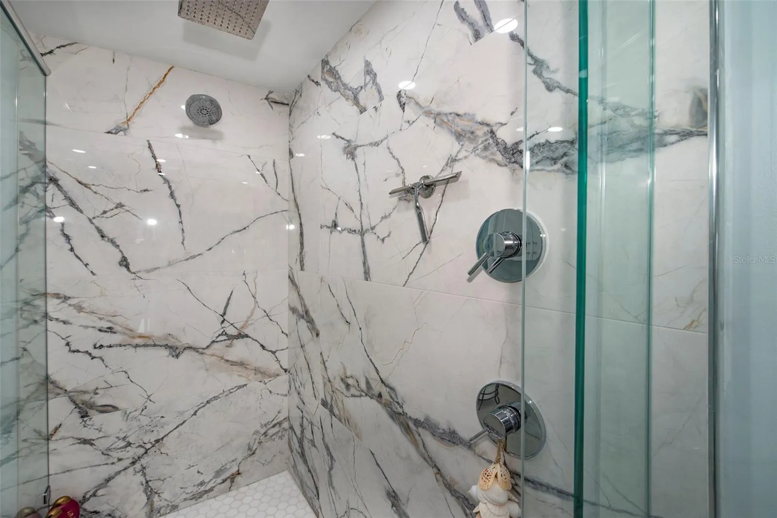Primary Shower has double shower heads