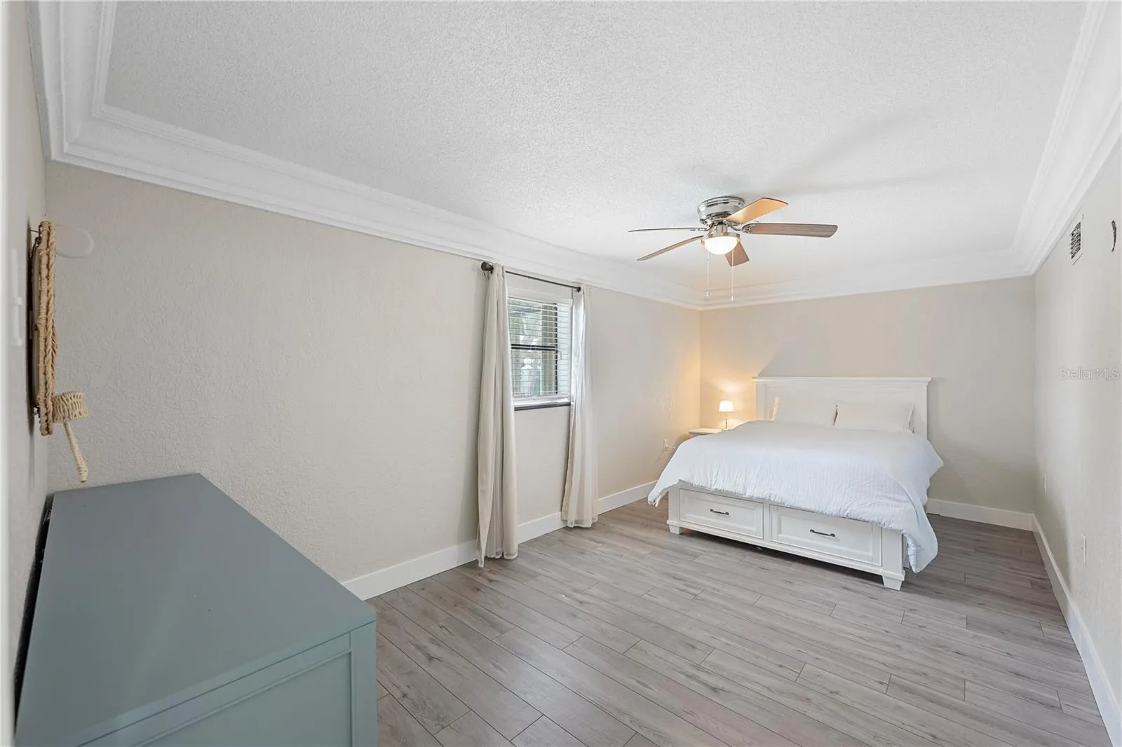 Room2