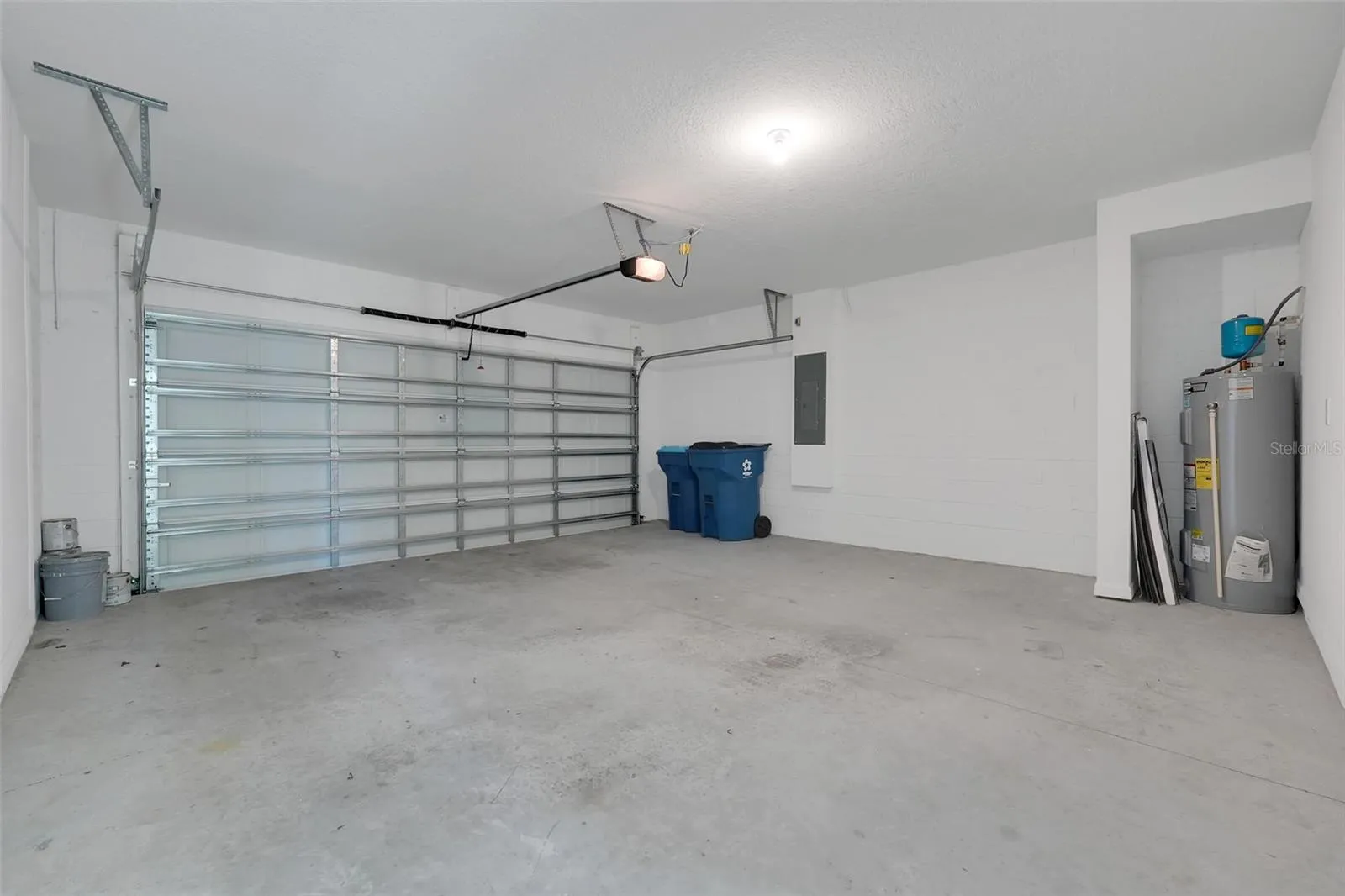 2 Car Garage