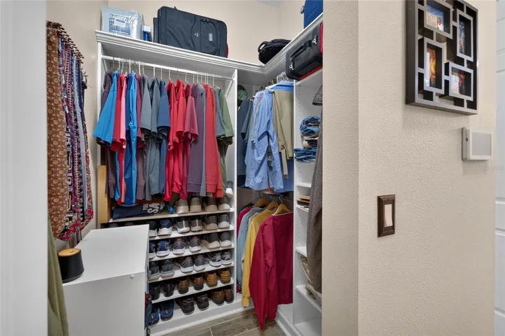 Dual Primary Walk In Closet