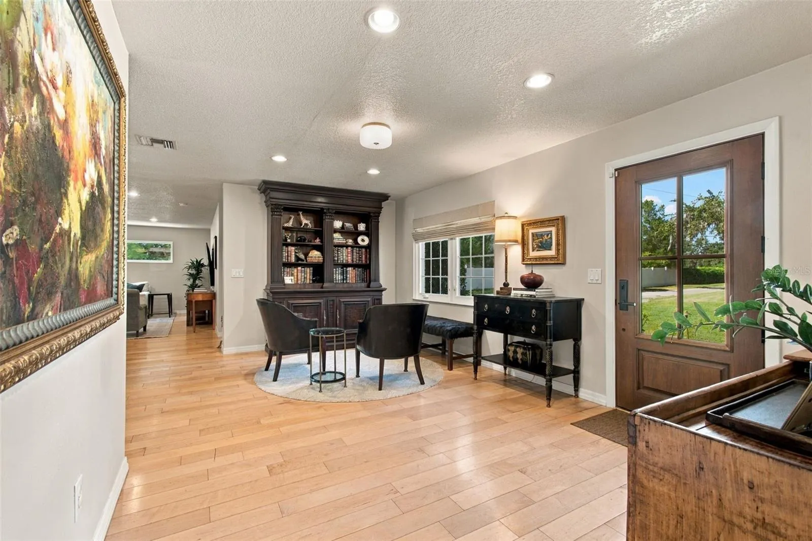 Foyer & Formal Living Room