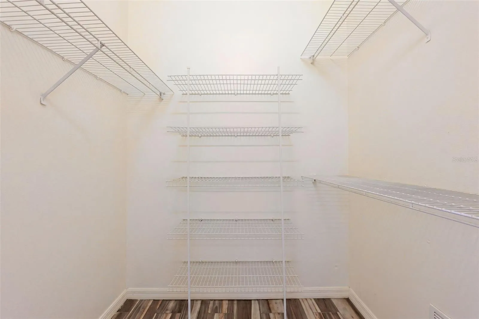 Master Closet 2
