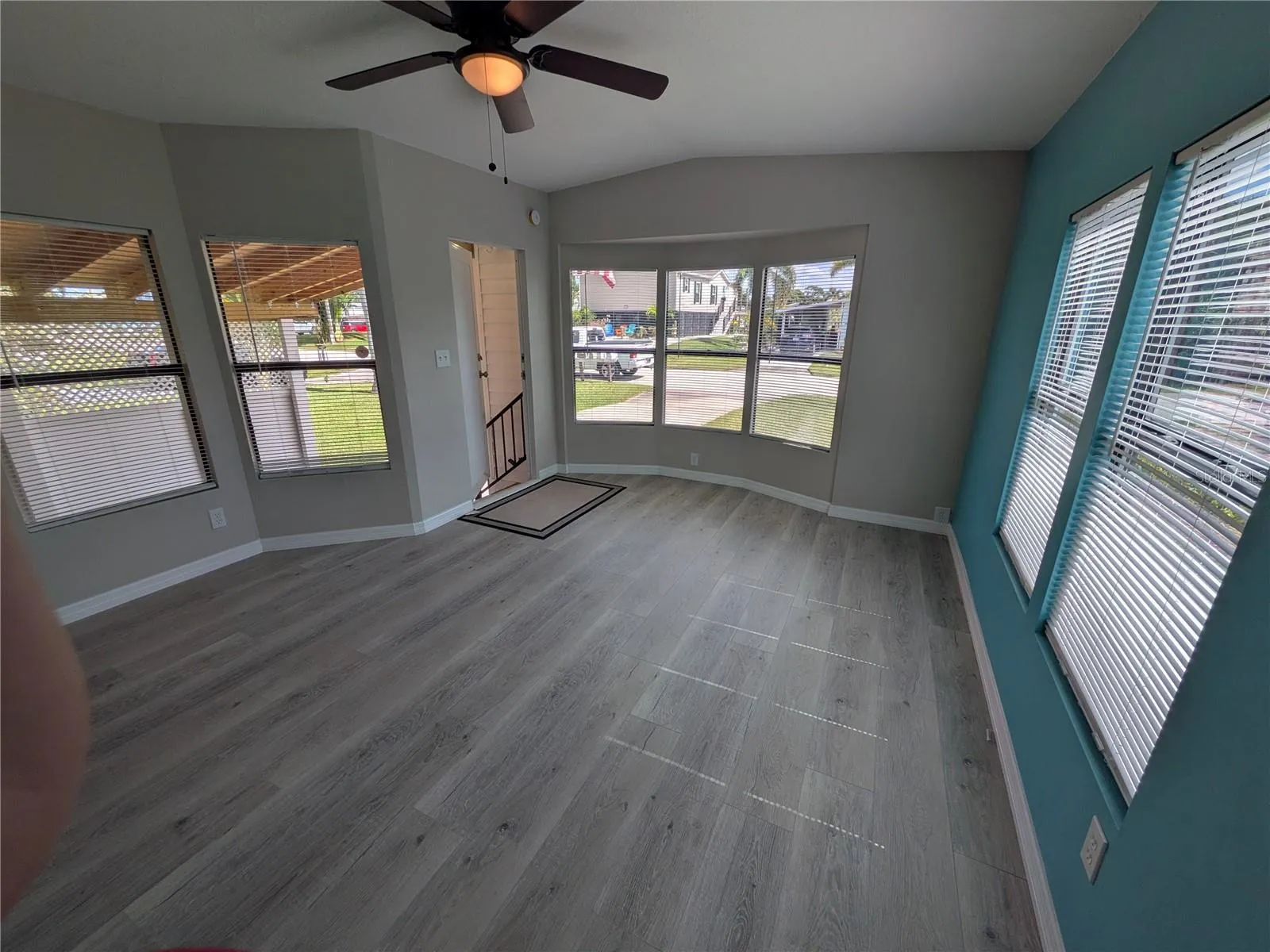 LIVING AREA FACING FRONT DOOR