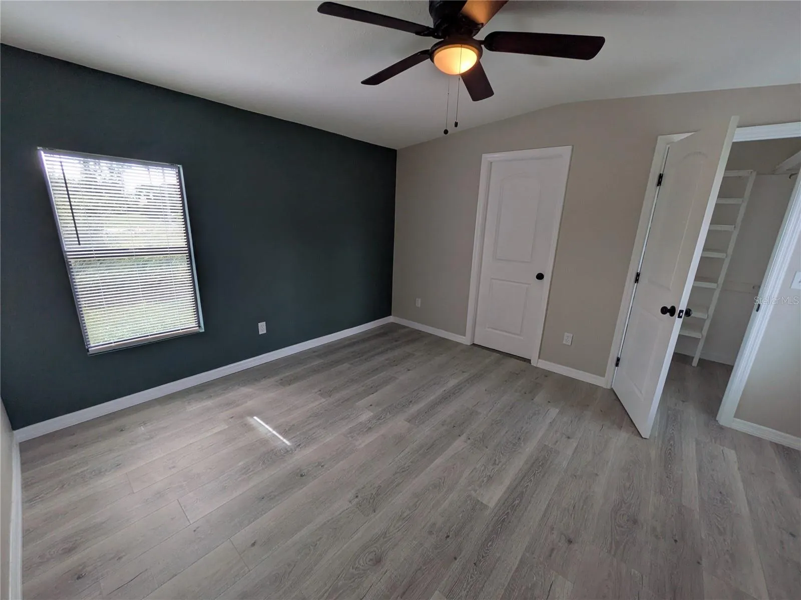 PRIMARY BEDROOM ENTRY