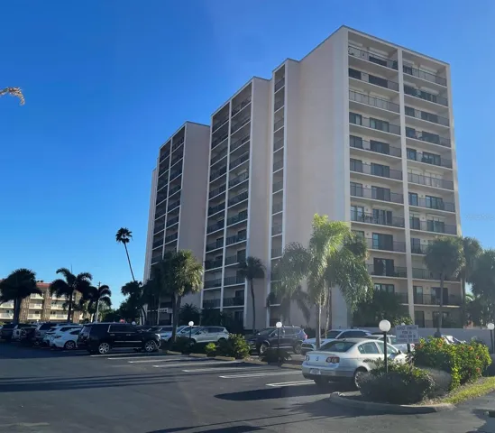 North facing view from entrance at 51 Island Way