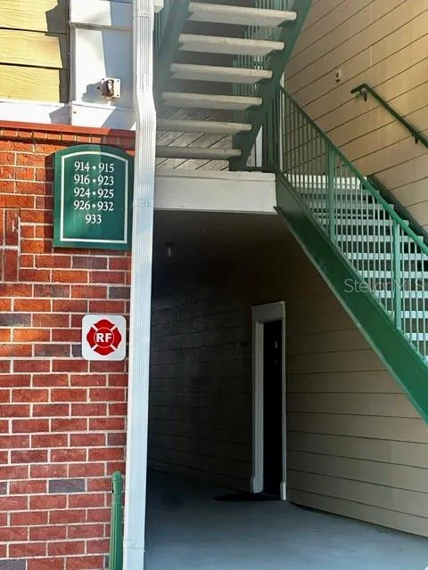 Unit 914 3/2 first floor