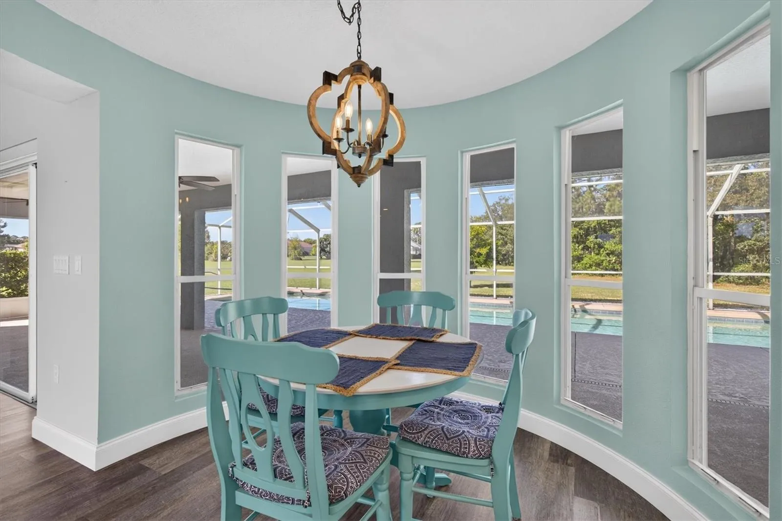 Breakfast Nook