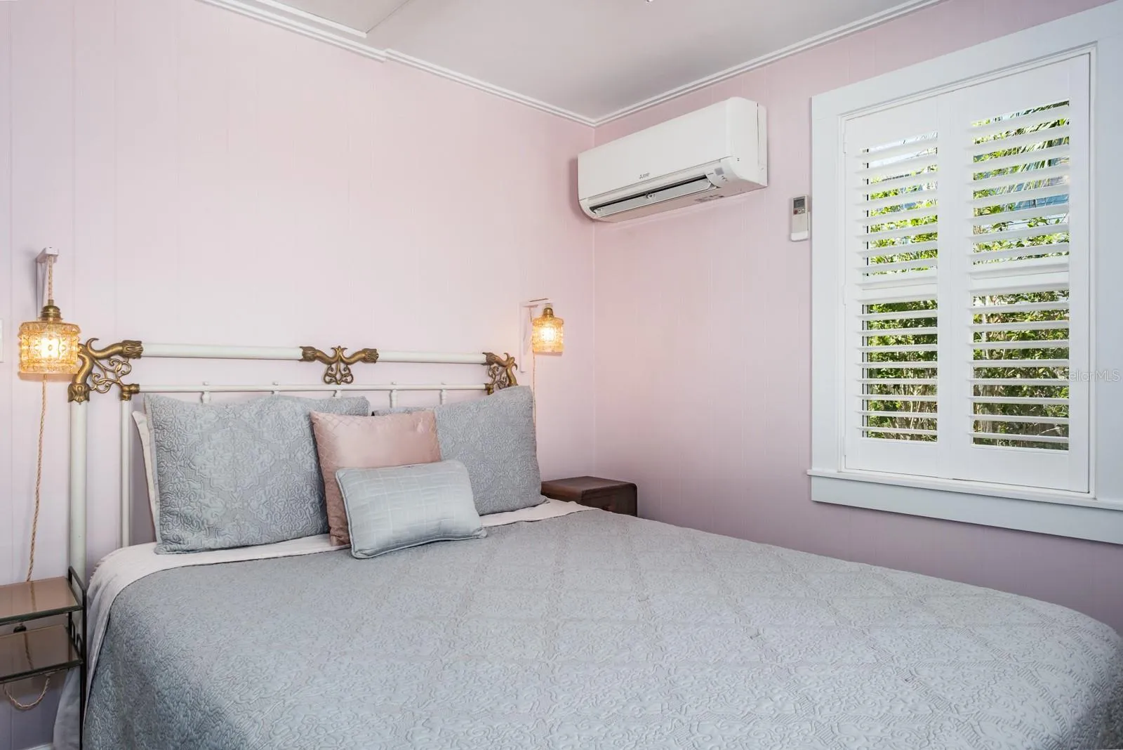 Back Cottage Bedroom