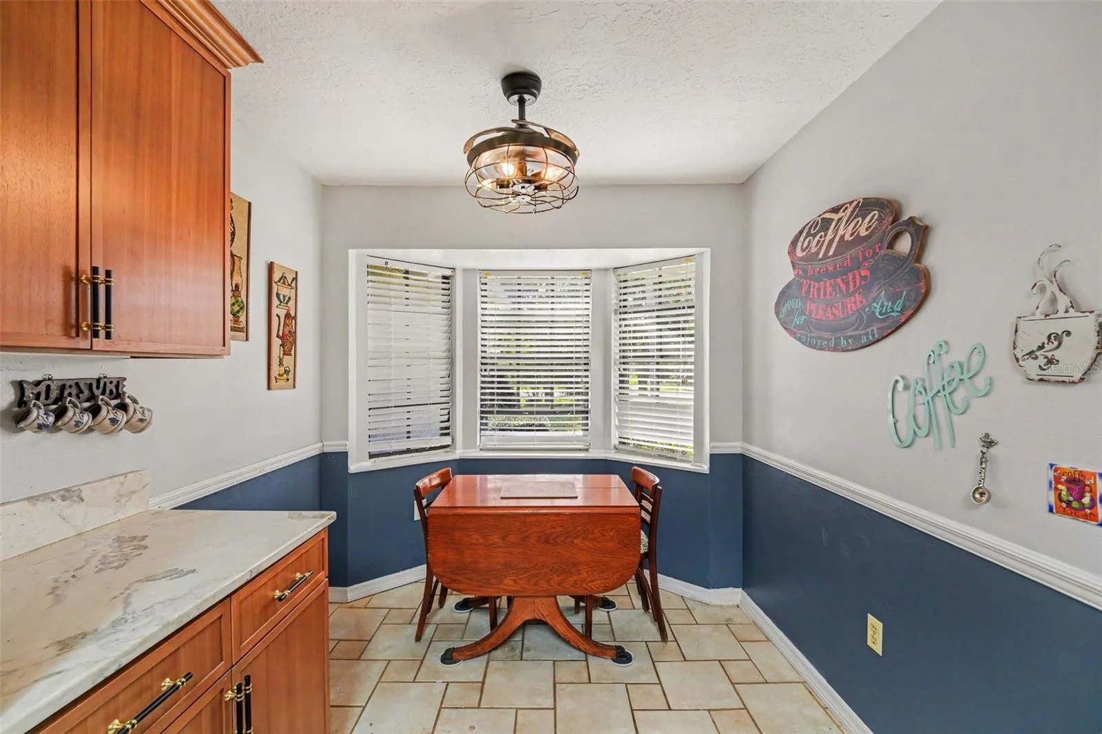 kitchen with breakfast nook