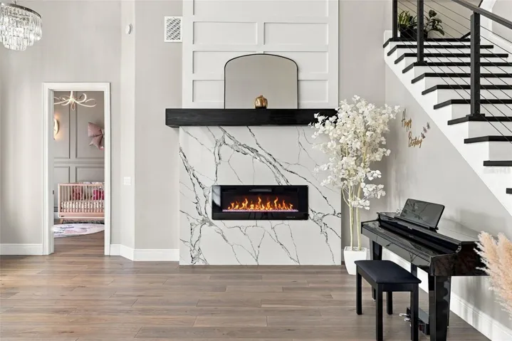 Quartz Surround Electric Fireplace