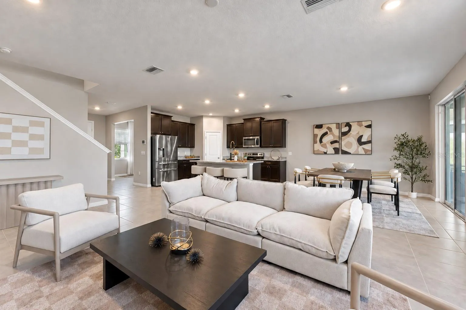 Open living dining and kitchen - 5126 Jackel Chase Dr, Wimauma