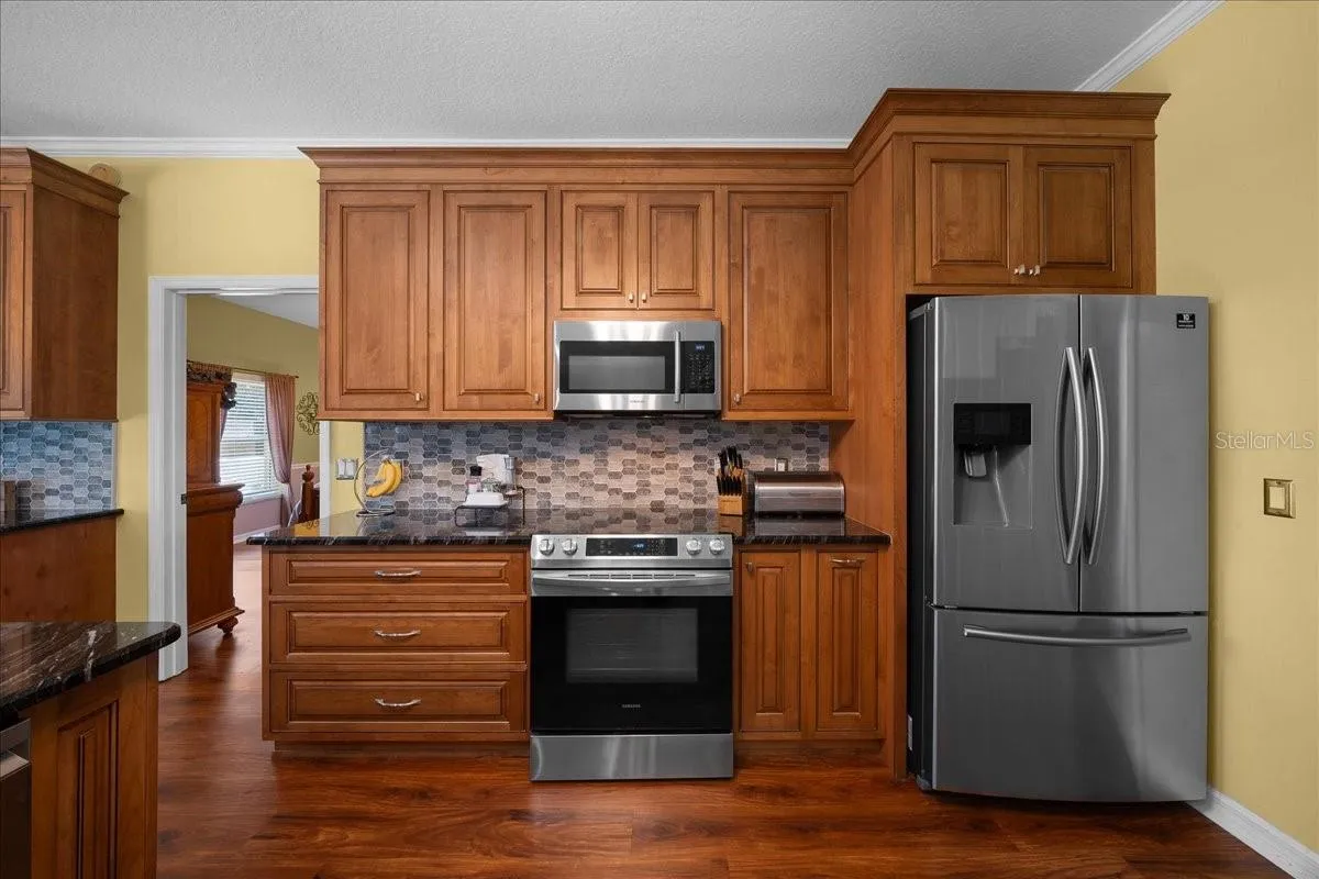 Tile backsplash
