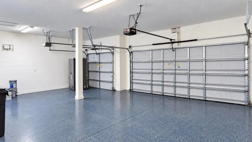 3 car garage