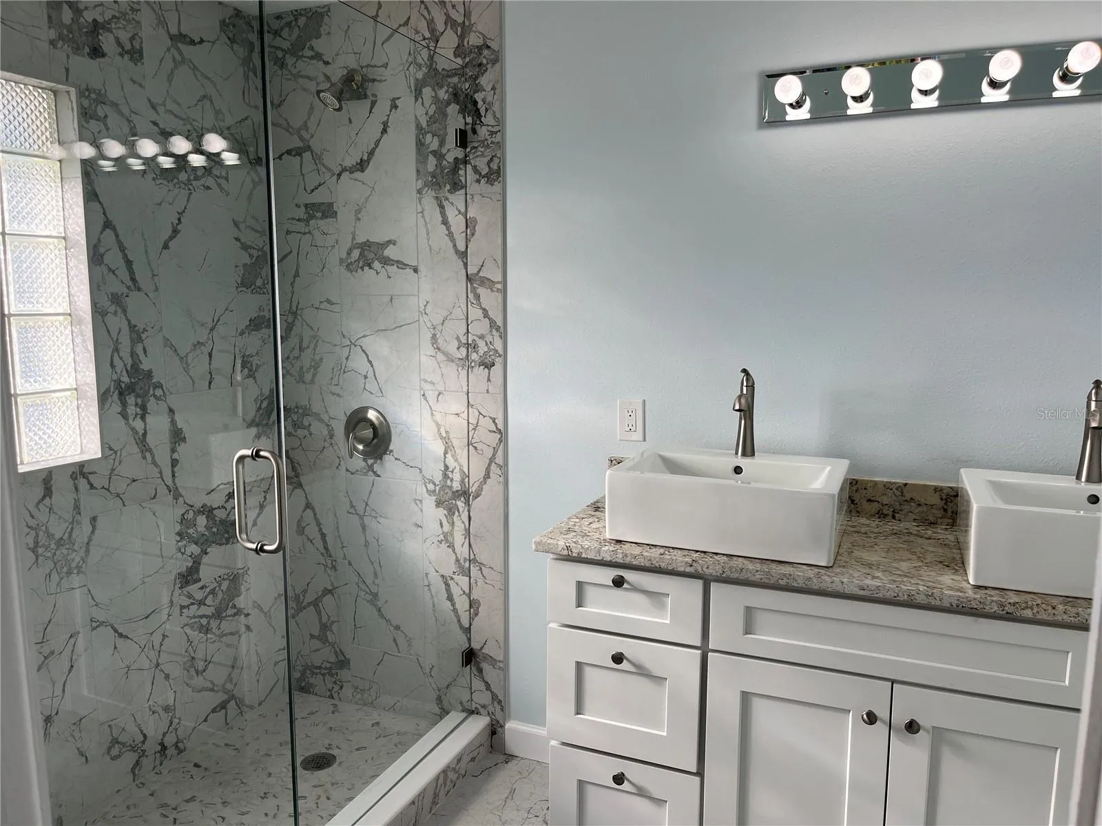 Ensuite bathroom