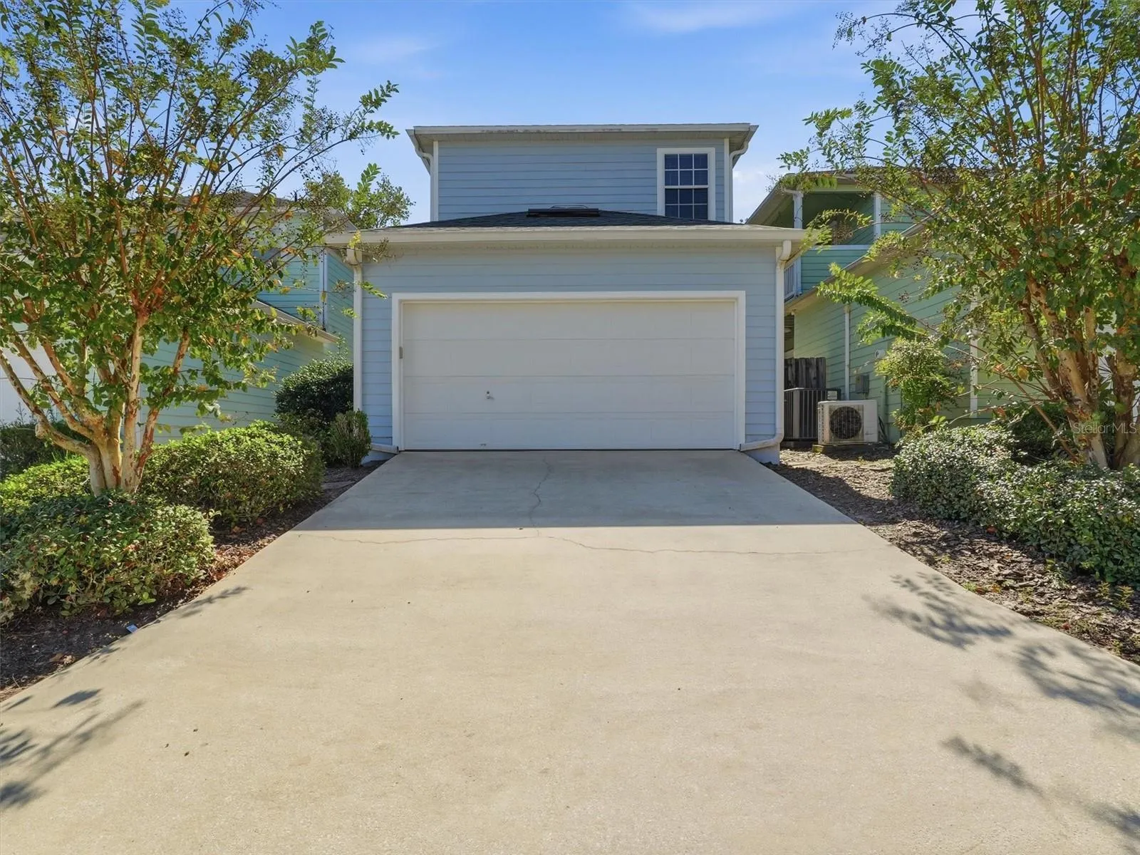 Rear Garage