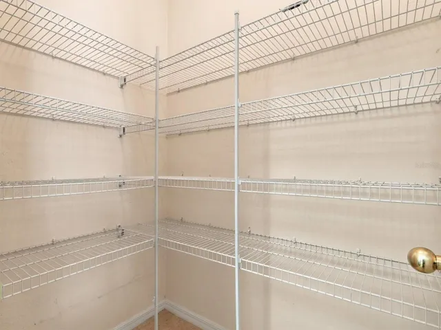 Walk in Pantry