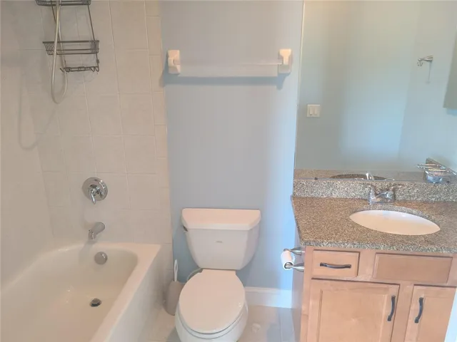 Third Floor 2nd Bathroom