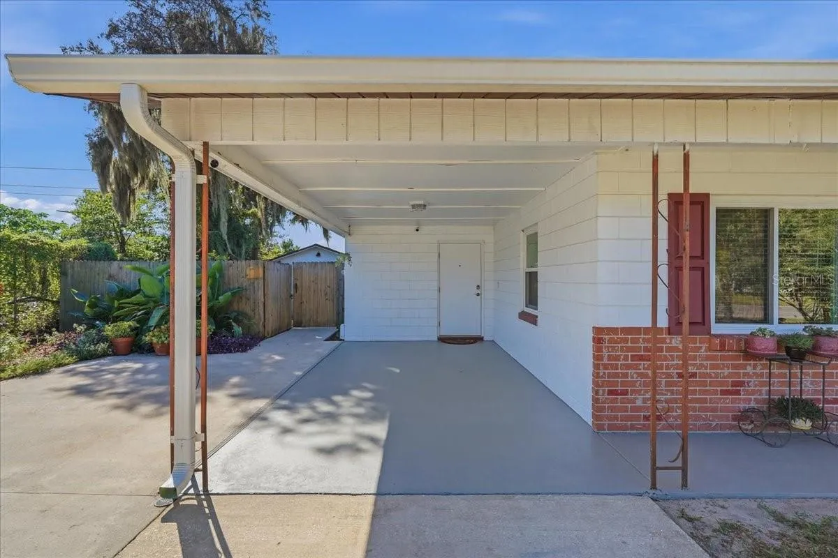 Carport