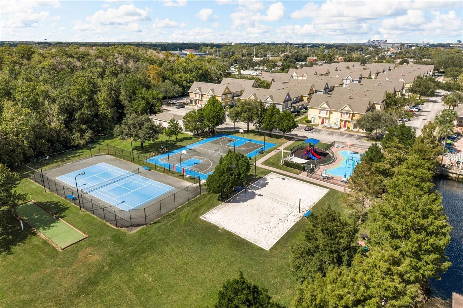 Community amenities just a 2 minute walk from the unit.