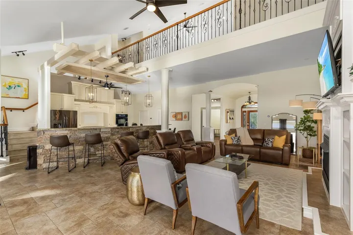 Spacious living room.