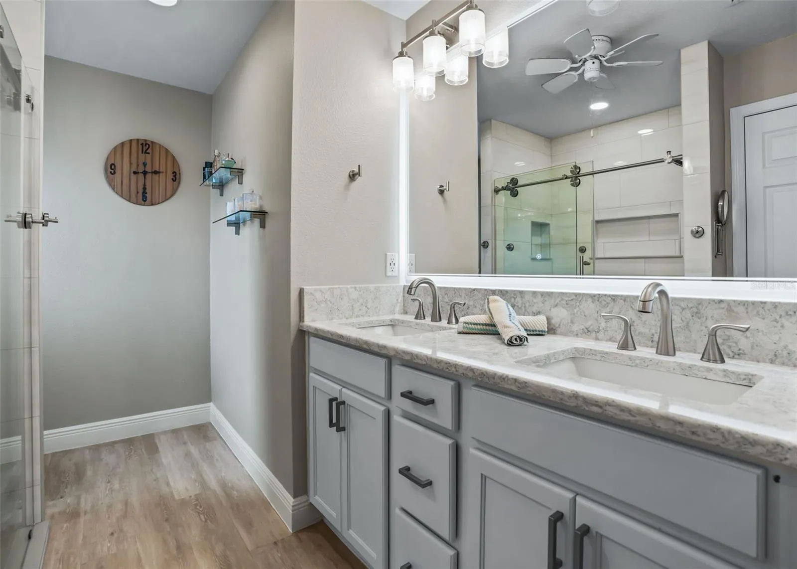 Primary bath with dual vanity. Quartz Countertops