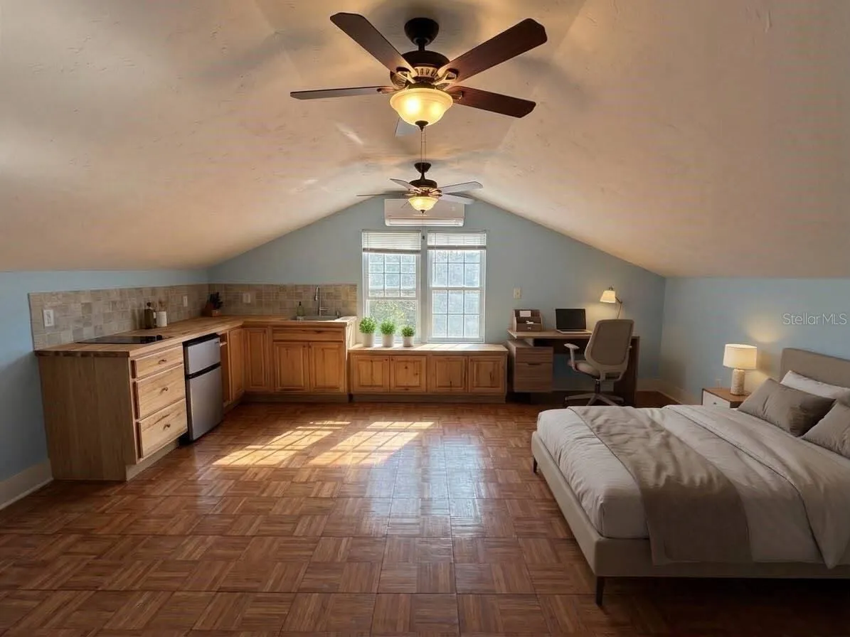 Studio Top Living/Dining area