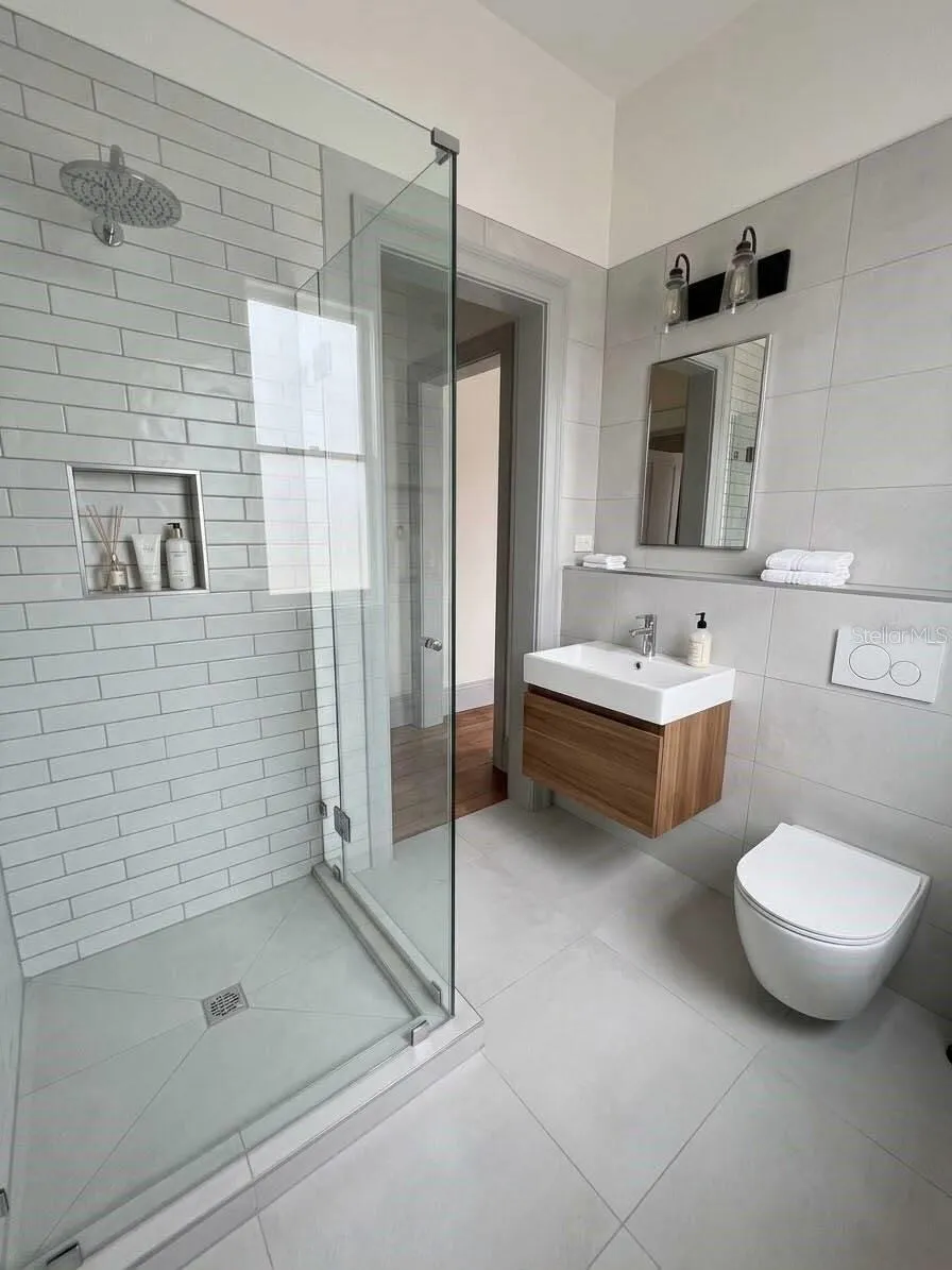 Bathroom 102