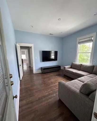 Living room 104