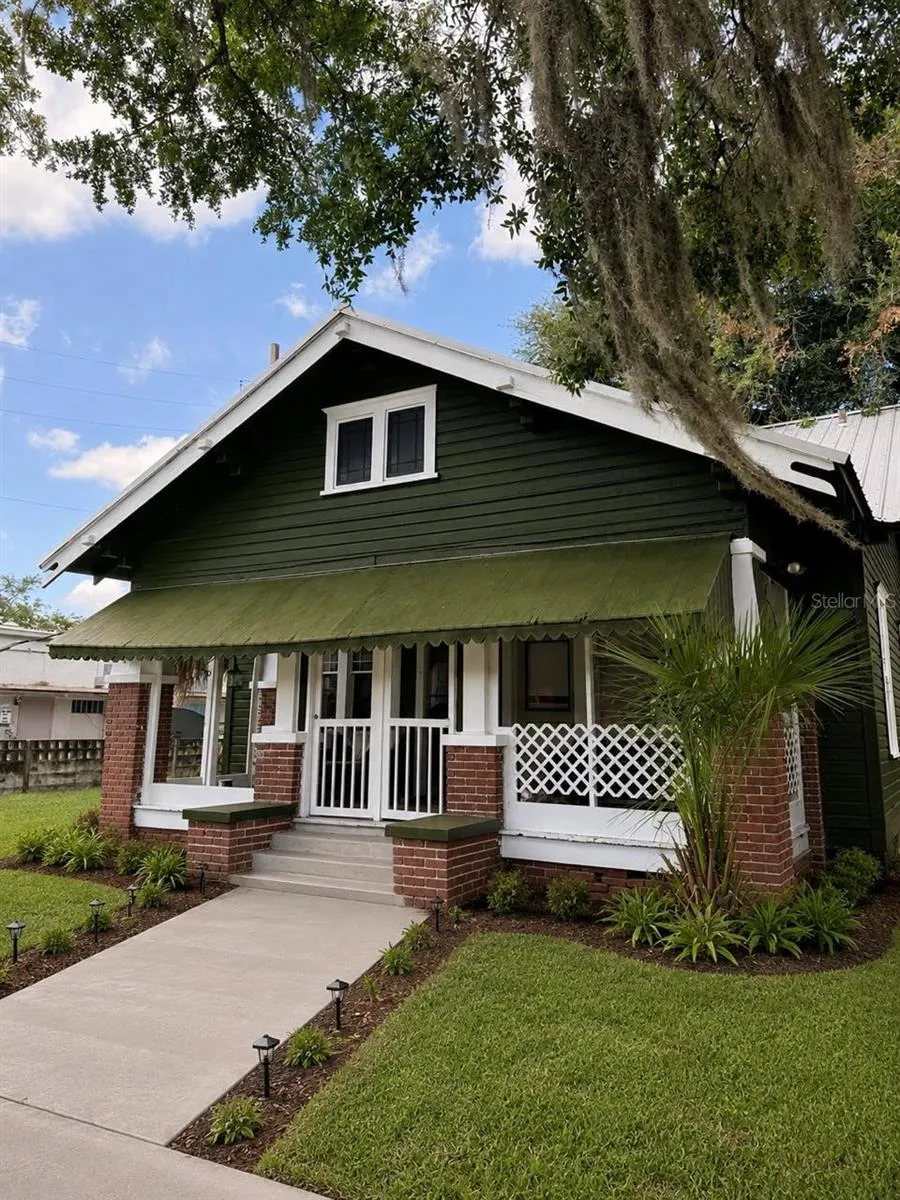 Front House view 102/104