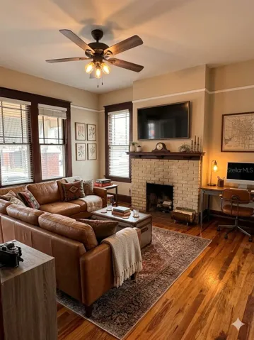Living room 102