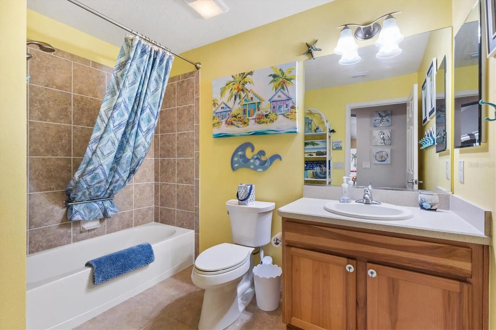 2ND BATHROOM