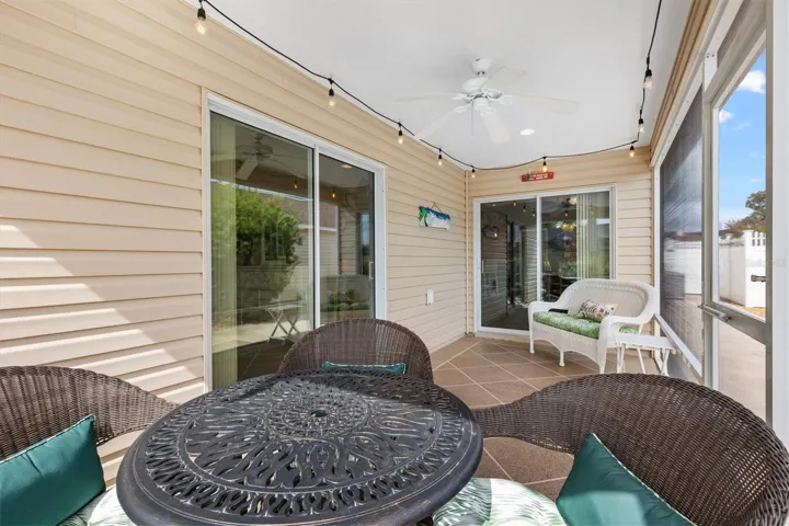 SCREENED IN LANAI