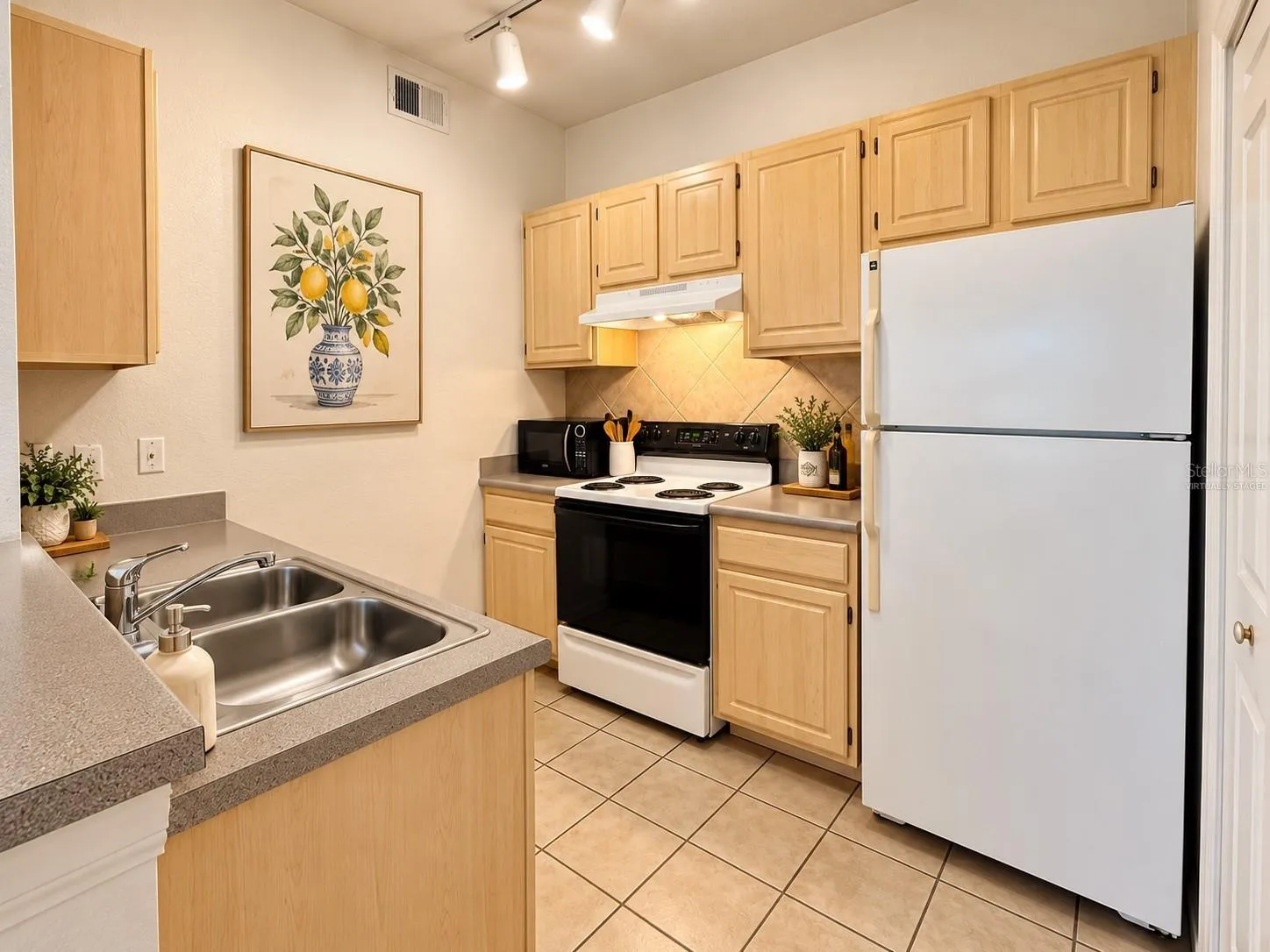 Virtually staged Kitchen