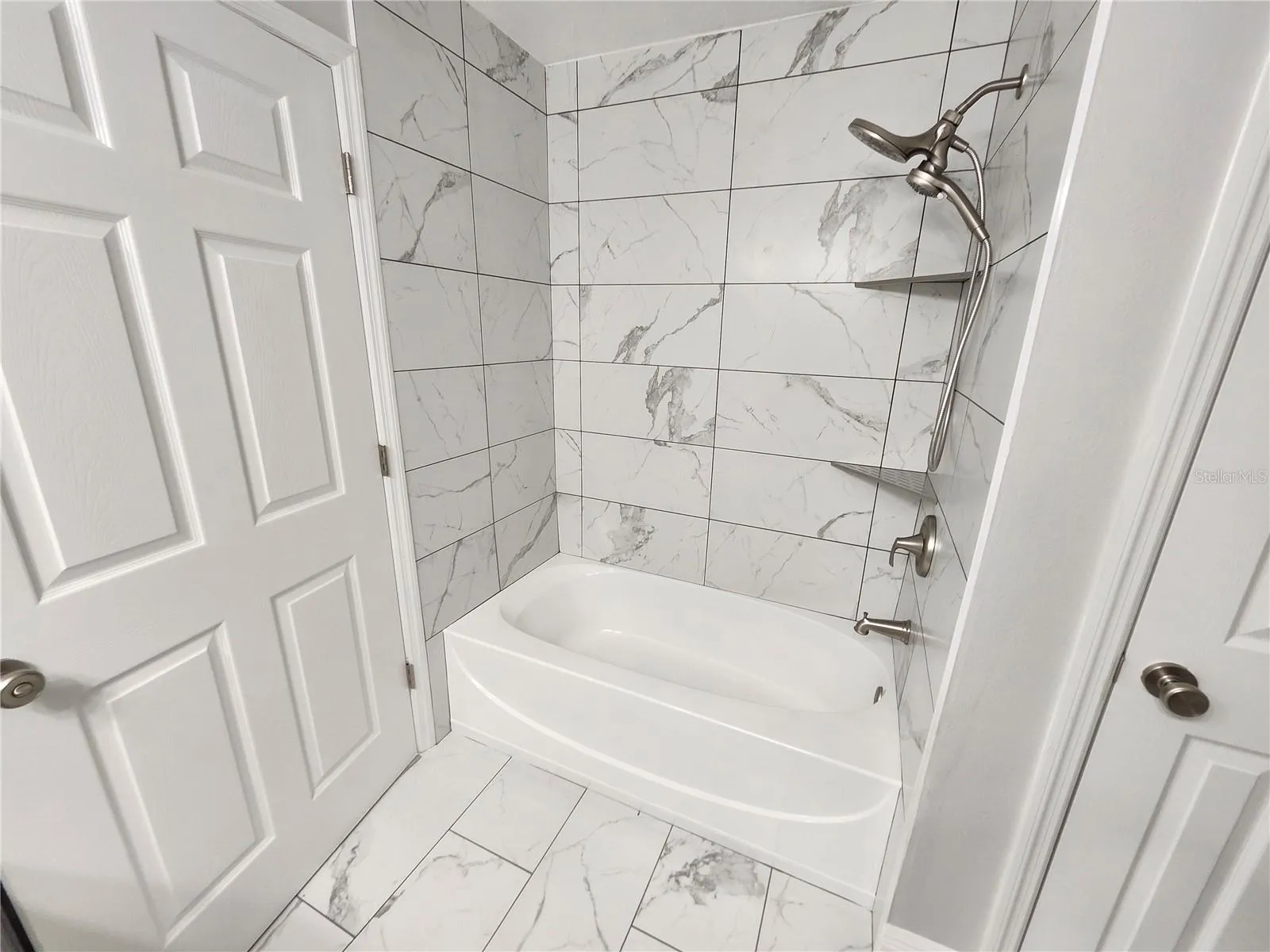2nd Bathroom Tiled Shower Tub