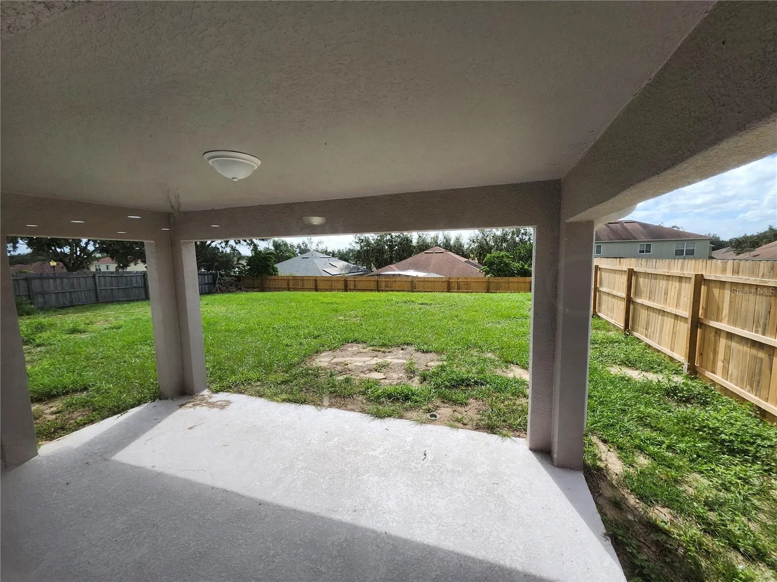 Lanai and fencing