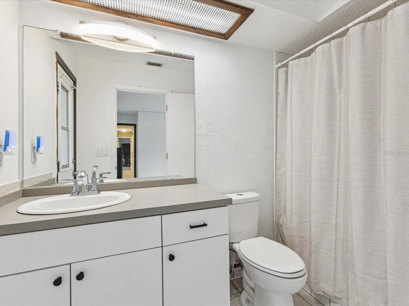 Bedroom 2 Ensuite