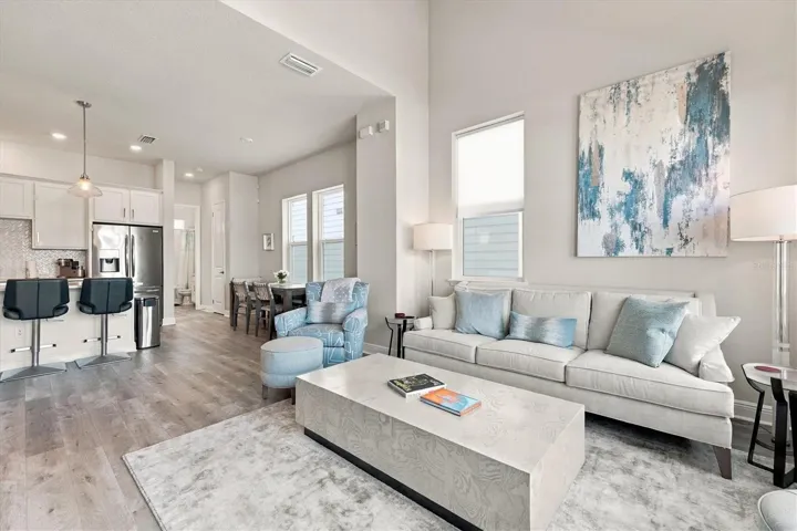 Living Area/SECOND LEVEL