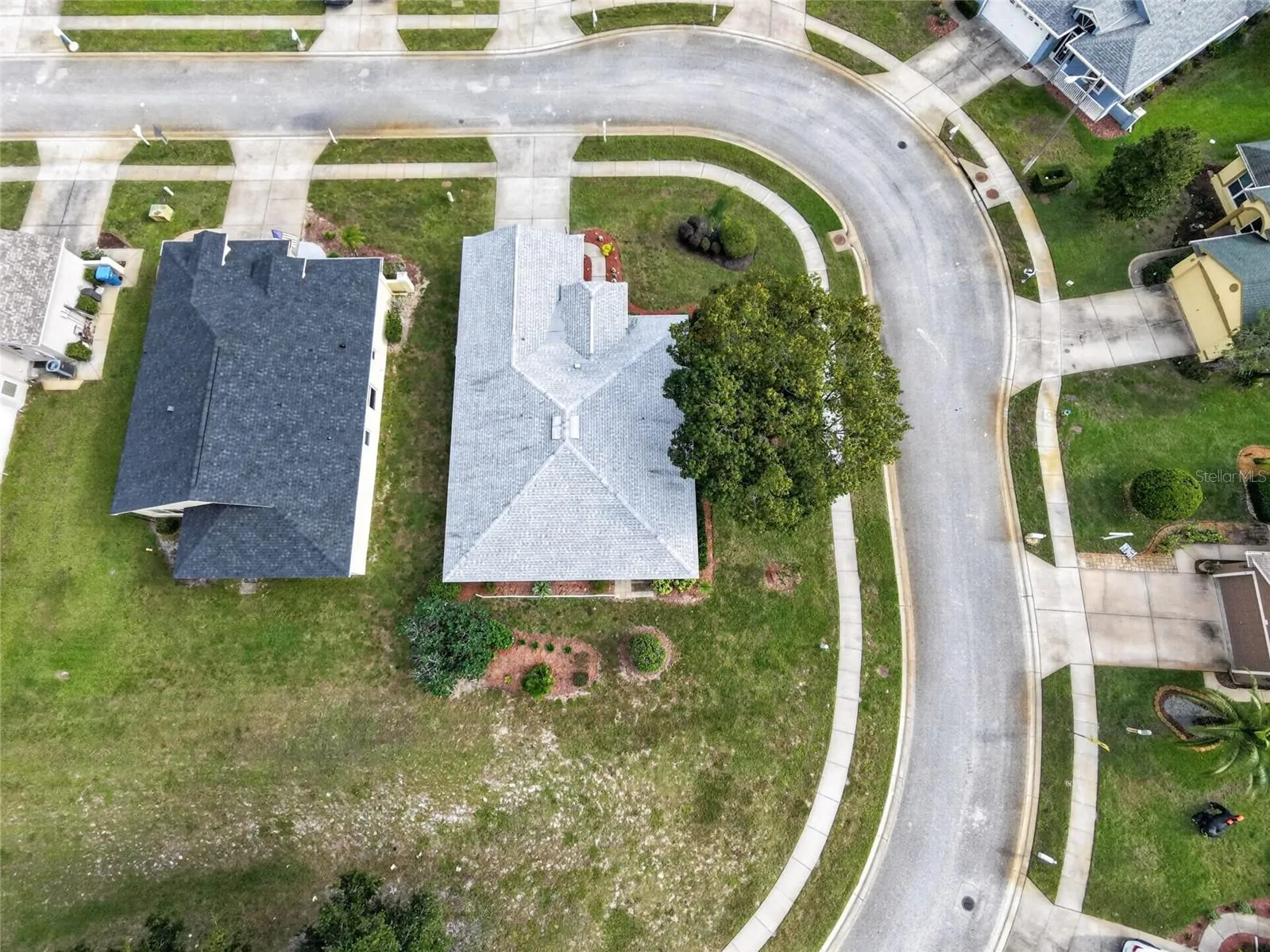 Aerial view of home/Cul de sac