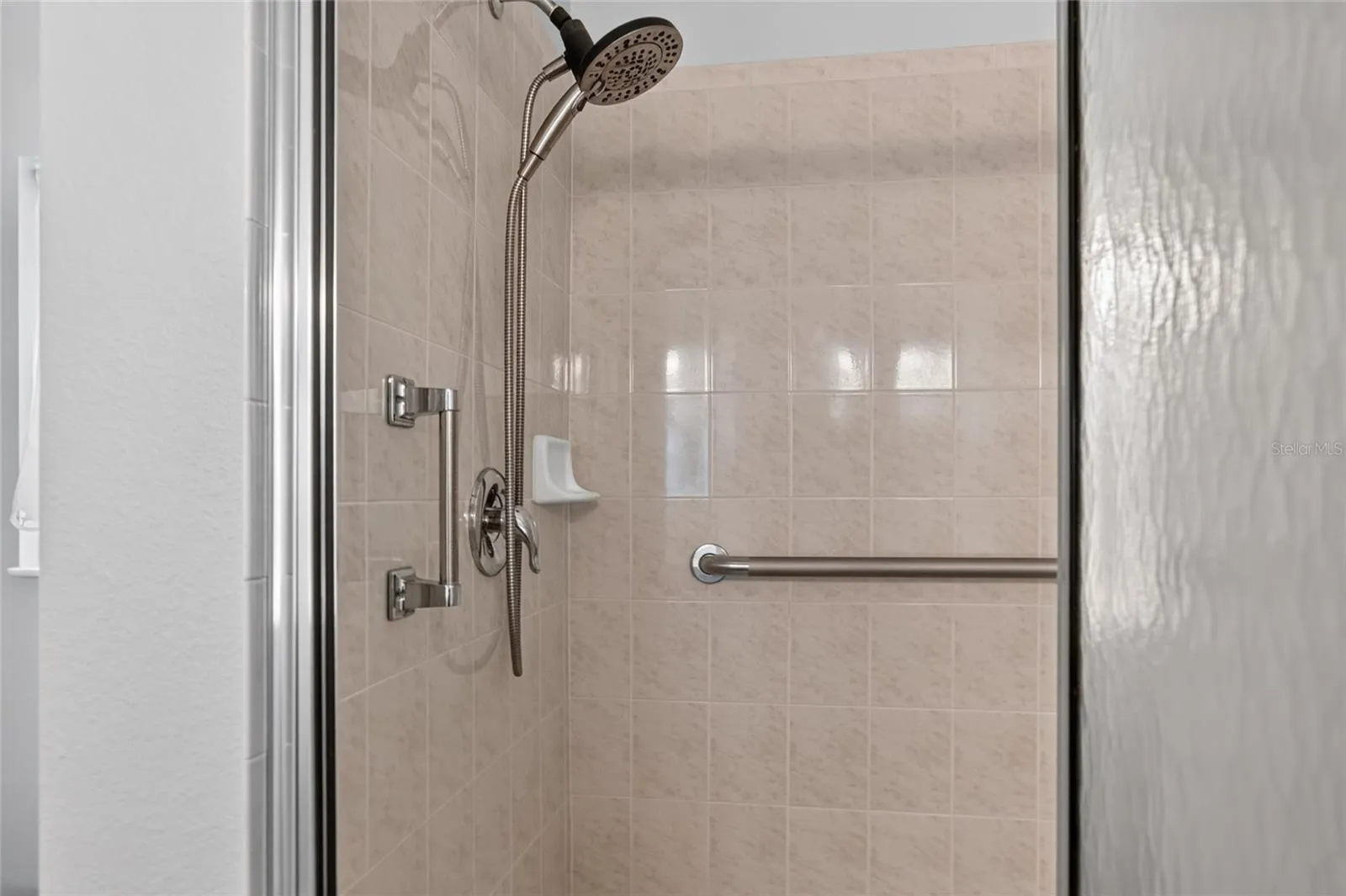Primary shower
