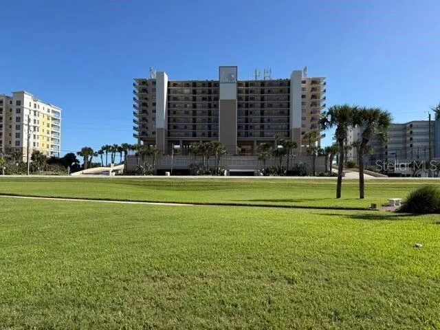Moontide Condominium                             Front Exterior