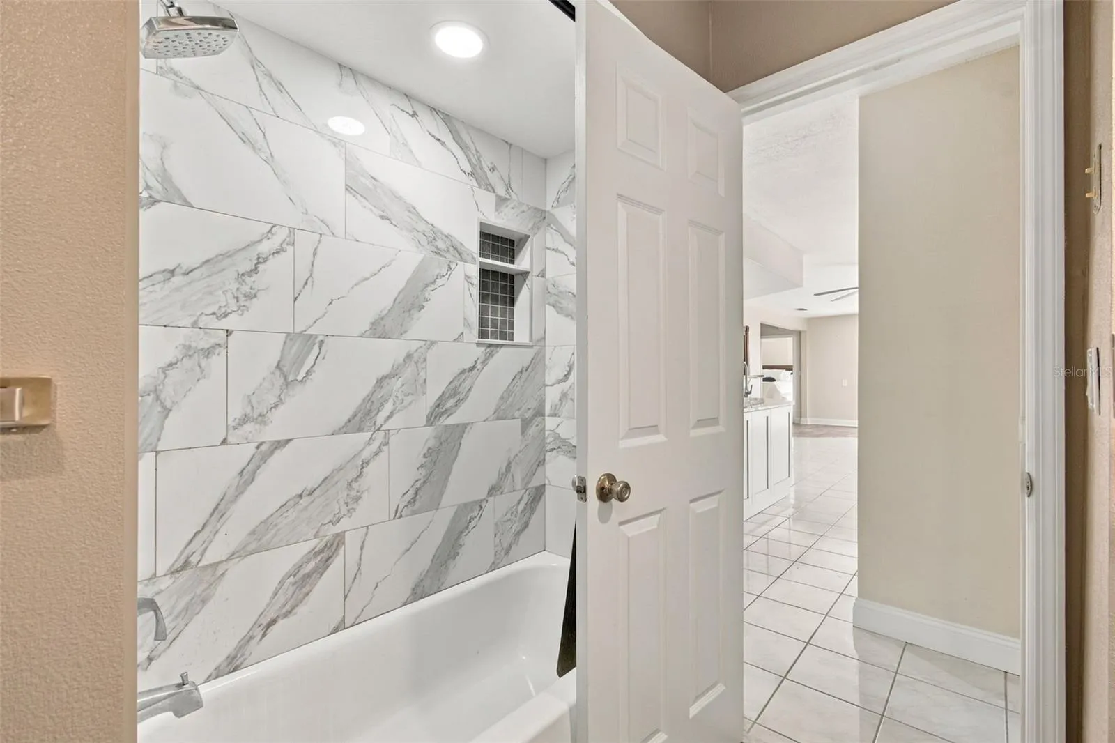 2nd bathroom