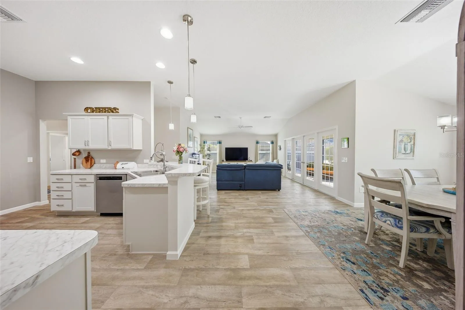 Kitchen/Living