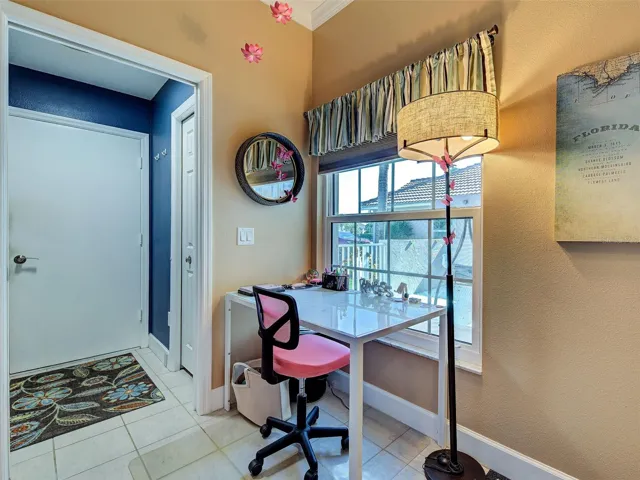 Dinette area or used as an in-home office space.