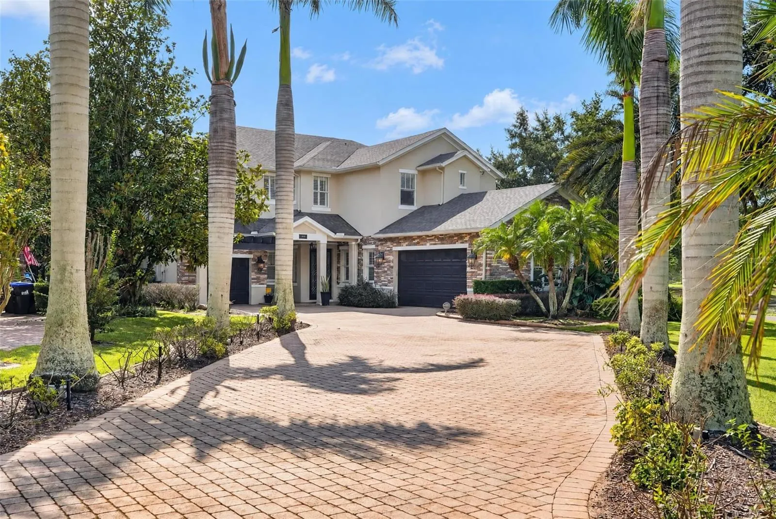 Welcome to your Dream Home in Windermere!