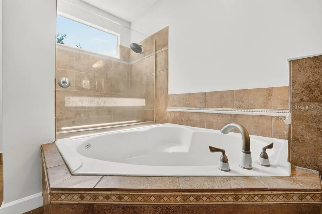 Garden Tub