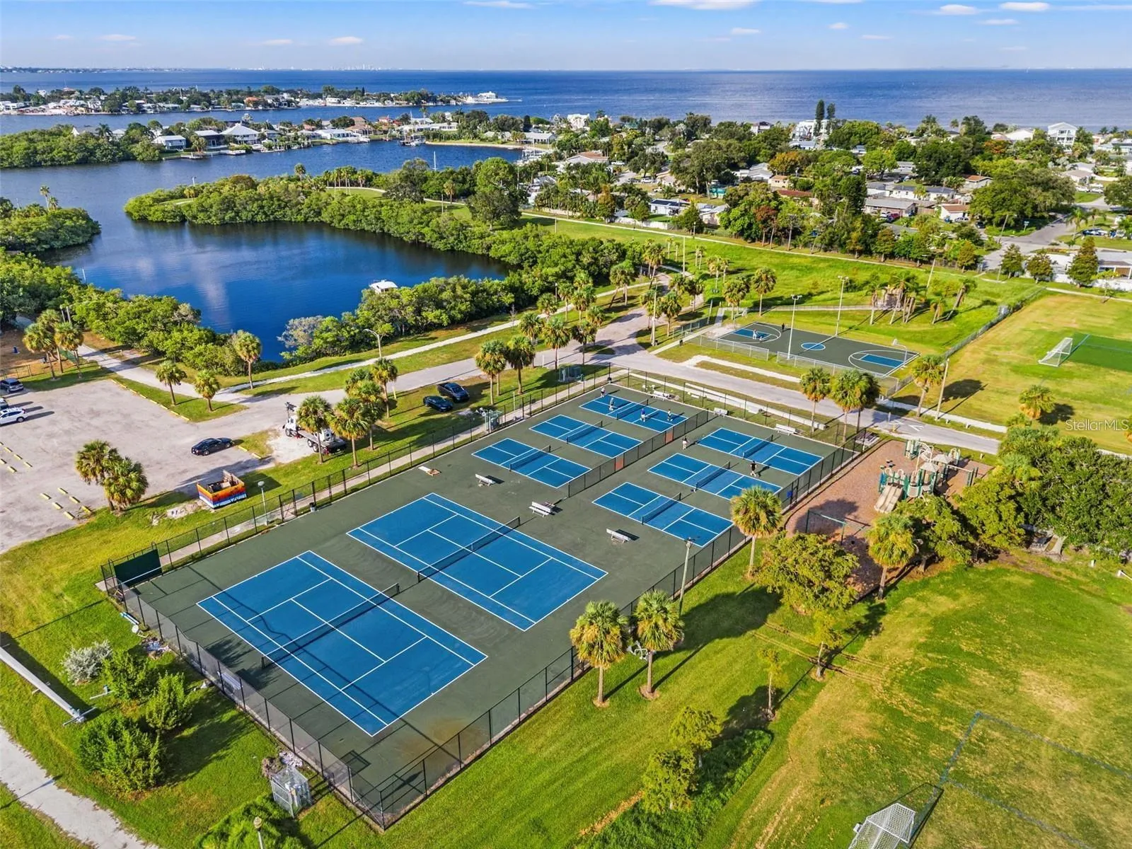 Coquina Key Park Pickle ball and Tennis Courts