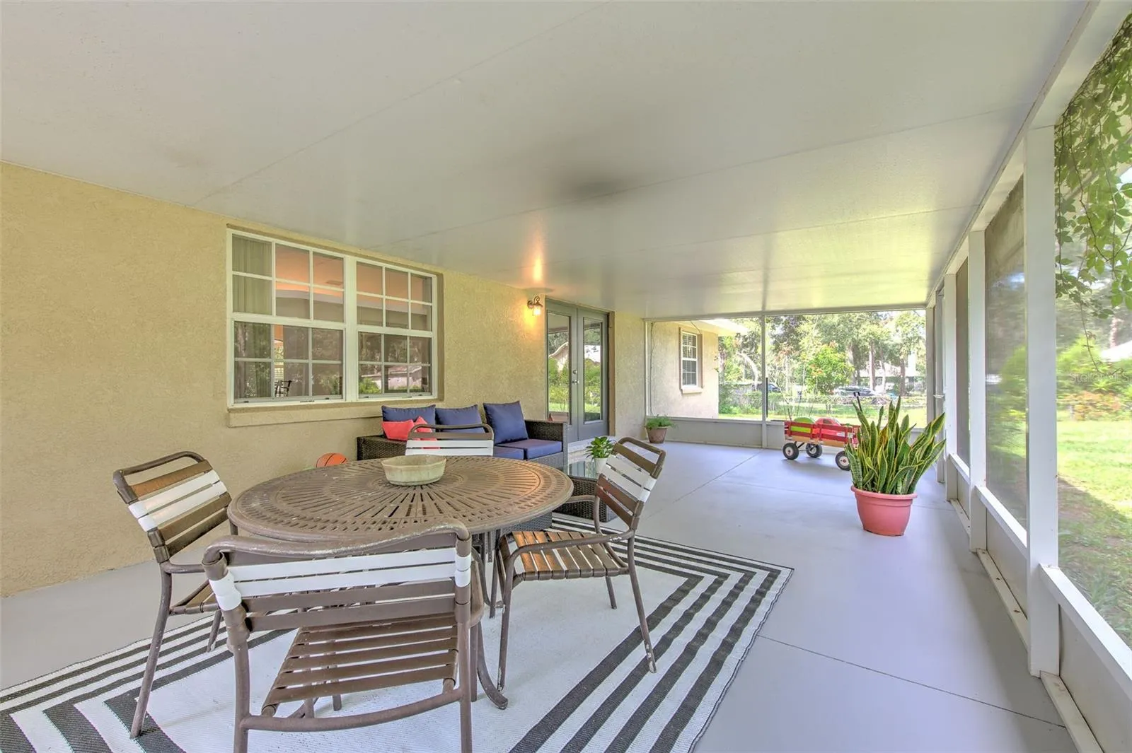 Screened-In Back Porch